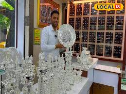 Gold Silver Rate Patna: चांदी की चमक के सामने सोना फीका.. पिछले पांच दिनों में 8 हजार की तेजी, जानें कीमत