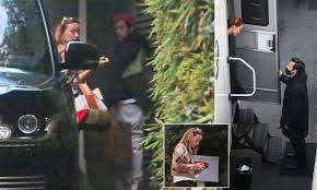 I can't wait to see you all on the road as soon as it's safe to do so. Harry Styles And Olivia Wilde Thought To Be Dating Daily Mail Online