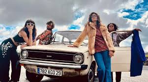 Photo Le groove arrive  Quimper le 29 aot 2025  l'phmre ...