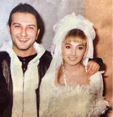 Check spelling or type a new query. Yonca Evcimik In Tarkan Paylasimi Olay Oldu Gercek Gundem