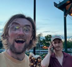 Daniel Combs (@danielrcombs) • Instagram photos and videos