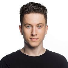 Taylor Scanlan's Instagram, Twitter & Facebook