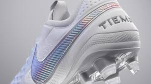 What S New And Familiar About The Tiempo Legend 8 Nike Nike Football Air Max Sneakers