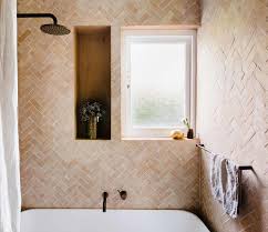 Modern bathroom tiles designs in india: How To Choose The Right Tile Combinations In The Bathroom Blueprint