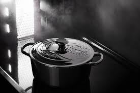 Le creuset is focused on inspiring and empowering people everywhere to make. Star Wars X Le Creuset Cookware Interview Starwars Com