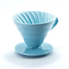 Available in three sizes (01, 02 and 03), multiple colours and many different materials (plastic, ceramic, glass, metal, copper). Hario V60 02 Light Blue Dripper Wb Coffee