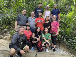 Sim tze tzin wins the seat with the total votes of 6982 and its about 55% of total votes. Lee Chong Wei S Tweet An Interesting Morning Hike This Was Bumping Into Ambassadors From Uk Singapore Denmark Peru Canada And Australia Deputy Minister Of Agriculture And Agro Based Industry Yb Sim
