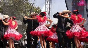 El festival nacional de la canción y torneo internacional del joropo tiene su primera versión en el año de 1960 año en el cual el meta fue erigido departamento. Inscripciones Del Torneo Internacional De Joropo Va Hasta El 3 De Mayo Decibelesfm