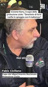 Rocco Hunt e l'amico che ha urlato 'si na pret'