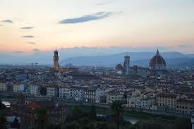 Sie haben alles, was sie brauchen, um zeit erfolgreich zu verbringen. Florenz Bei Sonnenuntergang Bewundern Reisevergnugen