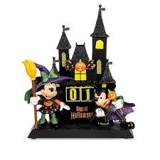 From lawn inflatables to tabletop accents, there is a varied assortment of your favorite disney characters in halloween costumes. 19 Disney Halloween Decorations You Can Buy Online 2019