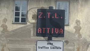 Entra in vigore la Ztl: dove e quando non si può passare - Il Saviglianese