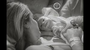 Rocky Hill birth photographer helps parents with babies in the NICU