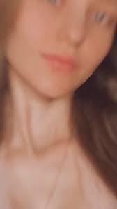 Does my necklace look good?