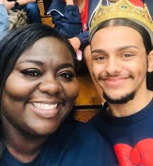 LHS football players win homecoming court