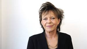 Connie Palmen Is De Winnaar Van De Libris Literatuur Prijs 2016 De Nederlandse Auteur Krijgt Deze Prijs Voor Haar Roman Non Fictie Boeken Literatuur Schrijver