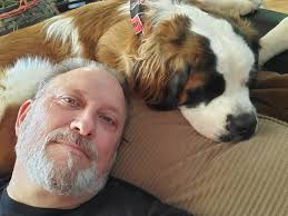 Oh this face! He's so rotten but soooo irresistible!🤣lol I love you  Charlie!🩵