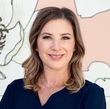 Jillian Gardner's Instagram, Twitter & Facebook