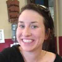 Elizabeth Finke's Instagram, Twitter & Facebook