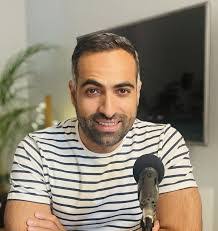 Maha Khalil's Instagram, Twitter & Facebook