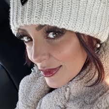 Big dog? No problem. Our outdoor dog kennels are strong, easy to clean, and  can be upgraded with solar power kits, drain floors, and DIY build guides.  Great for Cane Corsos, Rottweilers,