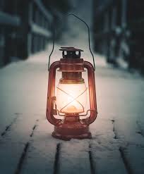 Lalu dikembangkan lagi menggunakan minyak tanah yang bertekanan atau yang lebih dikenal. Wallpaper Lampu Minyak Tanah Hd Unduh Gratis Wallpaperbetter