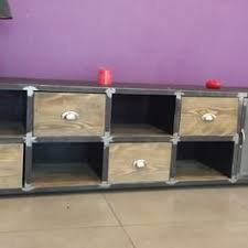 Meuble Bas De Style Industriel Acier Et Bois Avec Images Mobilier De Salon Meuble Bas Meuble Bas Salon
