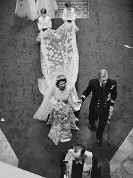 On april 26 1923, the queen's parents king george vi and queen elizabeth (then the duke and duchess of york) were also married at the abbey. 15 Queen Elizabeth Wedding Pictures Details You Didn T Know