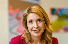 Julia Pecora's Instagram, Twitter & Facebook