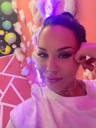 ADRIANO ROJAS (@rca2501)