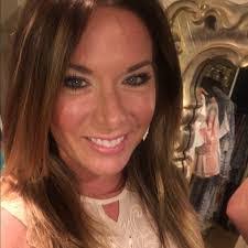 Tracy Royals's Instagram, Twitter & Facebook