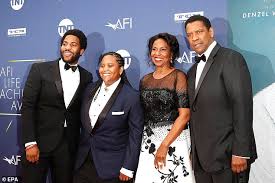 Olivia like every member of the washington family is an actress and can be recognised for her outstanding performances in movies like the butler (2013), mr robot. Denzel Washington Makes Very Rare Appearance With His Wife And Son And Daughter Daily Mail Online