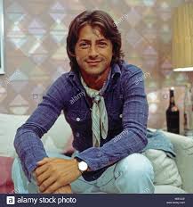 Nein, herbert herrmann ist nicht bernd herzsprung. Drei Sind Einer Zuviel Fernsehserie Deutschland 1976 Darsteller Herbert Herrmann Stockfotografie Alamy