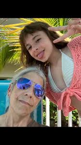 Spending amazing time in Key West with mi familia. Here with my most  awesome niece Skyla! , #nancyrodrigostudio #family #keywest
