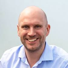 Meeting the fabulous Lilli Gordon, Founder & CEO of First Aid Beauty, at  the opening of our FAB counter in Facess Ocean Terminal. Check out the  products, they're simply FAB!