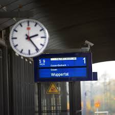 Auf agrarwetter.net finden sie das aktuelle agrarwetter für velbert sowie ausführliche wetterprognosen für über 70.000 orte in deutschland, österreich, schweiz, italien und frankreich. Wetter Wuppertal Morgen Stundlich