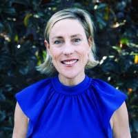 Tracy Lentz's Instagram, Twitter & Facebook