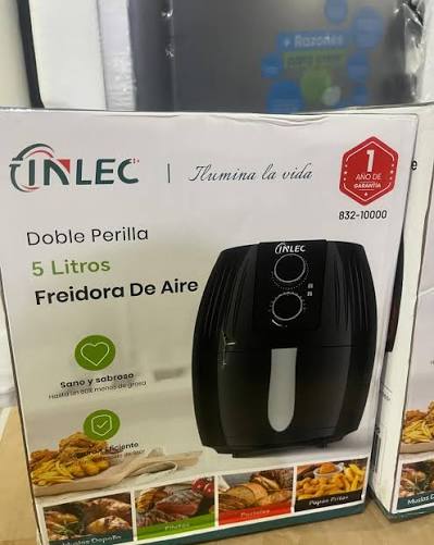 Jean carlos comercial | Freidora de aire de 5 litros inlec nueva Precios 3,500 Estamos ubicado en la avenida Albert tomas entre la 15 y la 17 local 132 Santo... | Instagram