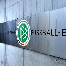 Download the vector logo of the dfb brand designed by in encapsulated postscript (eps) format. Deutscher Fussball Bund Plant 2022 Reform Jugend Bundesligen Stehen Vor Dem Aus Fussball