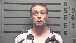 Arrest made after vehicle pursuit in Dawson Spring, KY