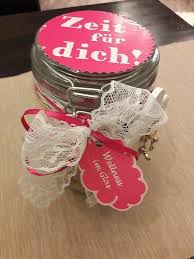 Ein Schones Mitbringsel Fur Eine Liebe Freundin Kleine Proben Dekoband Ein Weckglas 1liter Und Ein Bisschen Kreativi Schone Geschenke Geschenke Mitbringsel