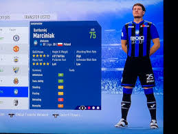 Fifa 21 robert lewandowski rating, stats, potential & more! Got Really Lucky With My Lewandowski Regen Fifa