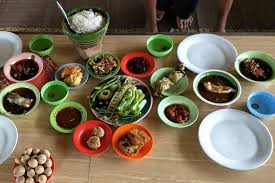 Pindang meranjat or pindang salai: Mencicipi Pindang Lezat Dari Meranjat