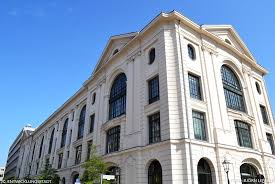 To help you plan your visit, here is our guide to the best places and shopping areas in berlin. Die Wiederauferstehung Des Kaufhauses Hertzog In Mitte Entwicklungsstadt Berlin