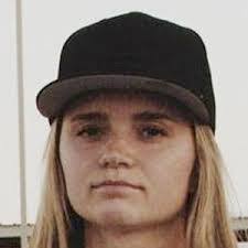 Katie Mills's Instagram, Twitter & Facebook