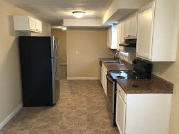 4649 Rathburn Dr, Englewood, OH 45322