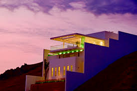 Beach House On A Hill Javier Artadi Archello