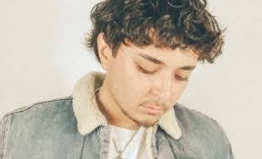 Ilias Anwar's Instagram, Twitter & Facebook