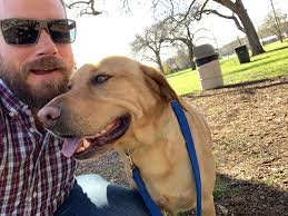 who tf is this with a lab coat 😭😭