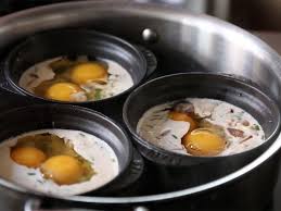 Jacques Pepin Knows The Easiest Way To Incredible Eggs Jacques Pepin Recipes Recipes Incredible Eggs